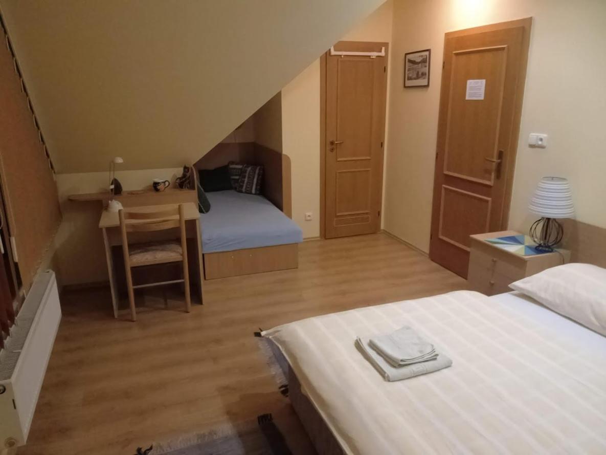 Triluzkovy Pokoj Pension Kubu ชปินด์เลอรูฟ มลิน ภายนอก รูปภาพ