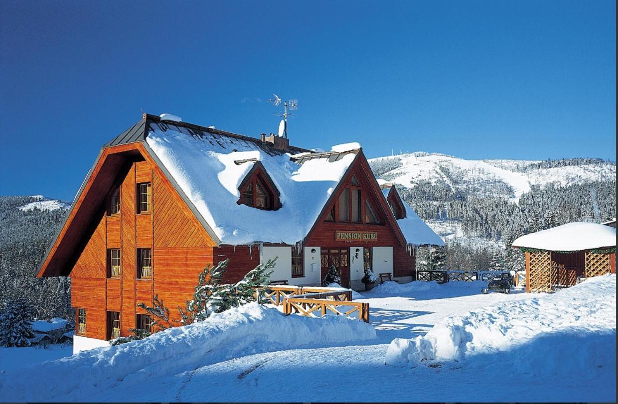 Triluzkovy Pokoj Pension Kubu ชปินด์เลอรูฟ มลิน ภายนอก รูปภาพ