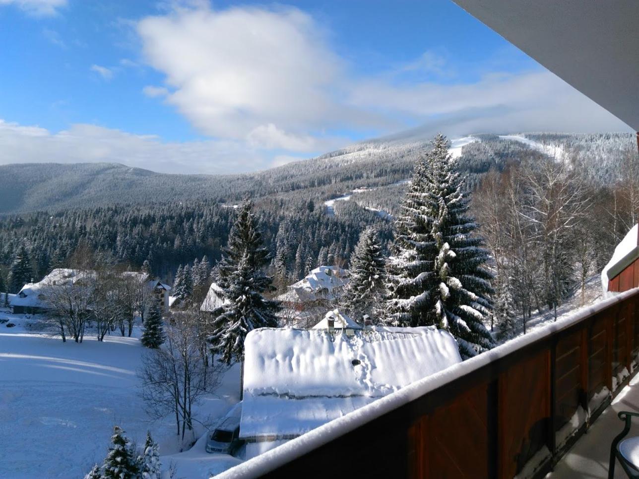 Triluzkovy Pokoj Pension Kubu ชปินด์เลอรูฟ มลิน ภายนอก รูปภาพ